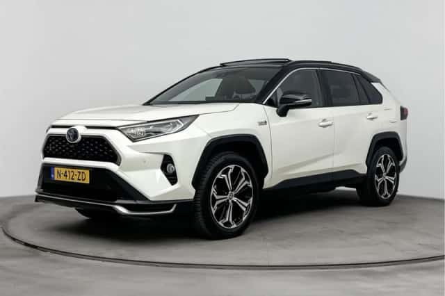 Toyota RAV4 (2022) thumbnail 1
