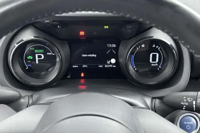 Toyota Yaris (2020) thumbnail 5