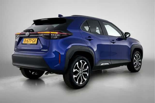 Toyota Yaris Cross (2023) thumbnail 2