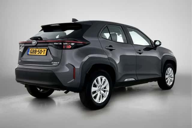 Toyota Yaris Cross (2022) thumbnail 2