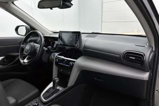 Toyota Yaris Cross (2022) thumbnail 6