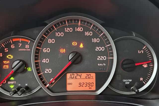 Toyota Yaris (2013) thumbnail 5