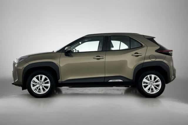 Toyota Yaris Cross (2023) thumbnail 3
