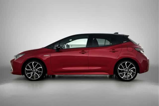 Toyota Corolla (2019) thumbnail 3