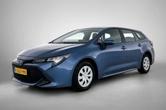 Toyota Corolla_Touring_Sports (2021) thumbnail 1