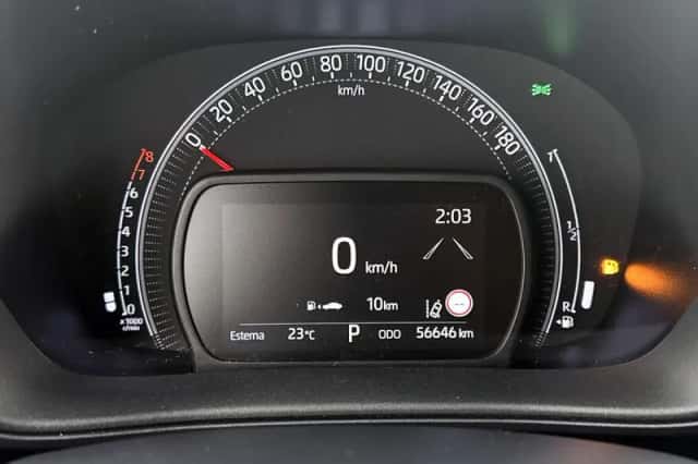 Toyota Aygo (2022) thumbnail 5