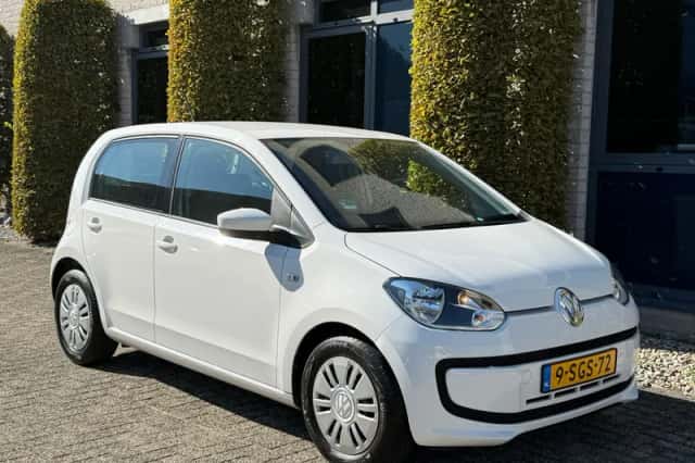 Volkswagen Up! (2013) thumbnail 6