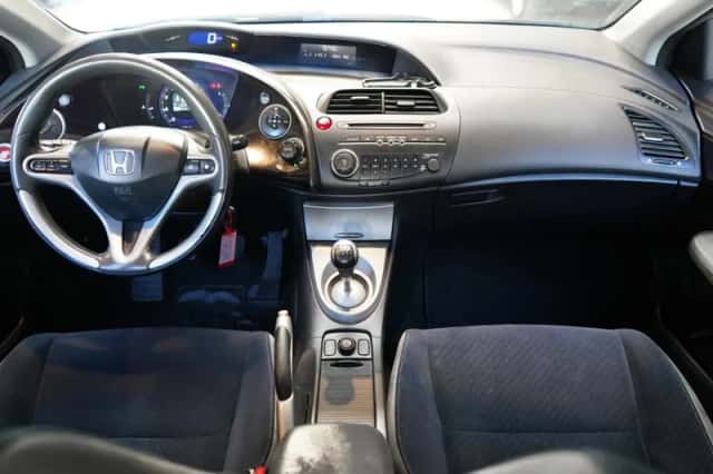 Honda Civic (2007) thumbnail 2