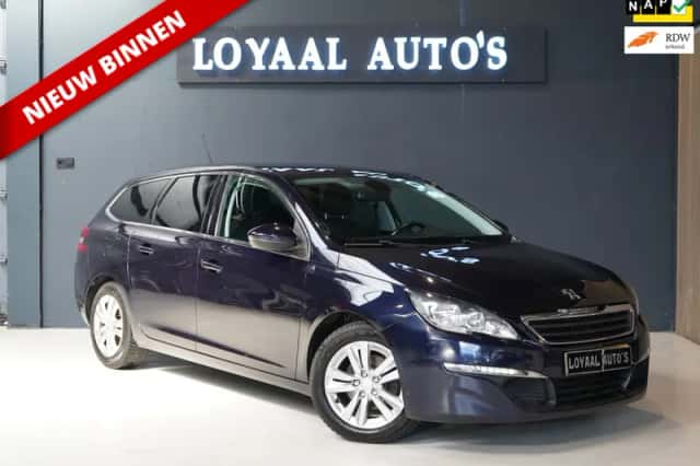 Peugeot 308 (2015) thumbnail 1