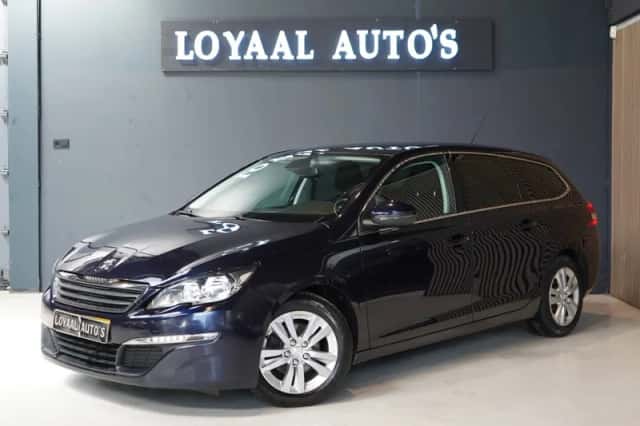 Peugeot 308 (2015) thumbnail 3