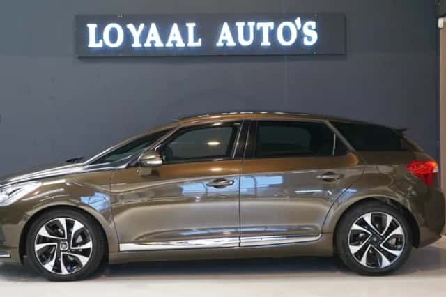 Citroën DS5 (2012) thumbnail 5