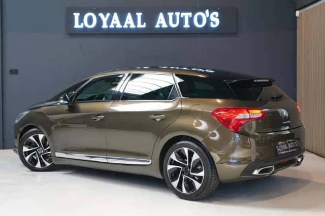 Citroën DS5 (2012) thumbnail 6