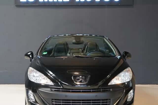 Peugeot 308 (2010) thumbnail 5
