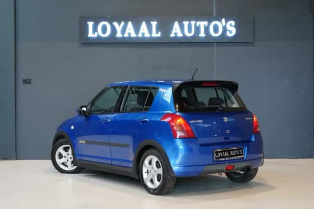 Suzuki Swift (2006) thumbnail 6
