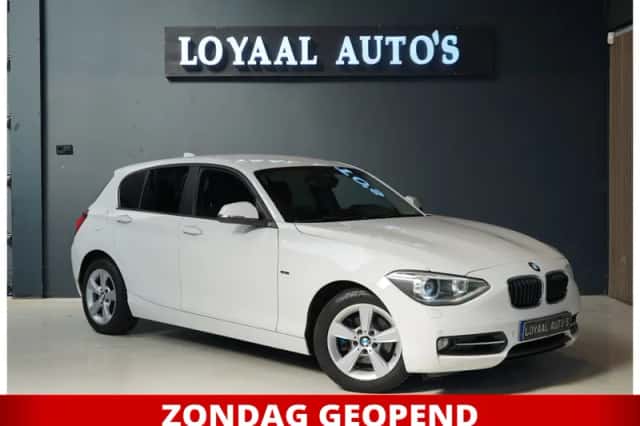BMW 1-Serie (2012) thumbnail 1