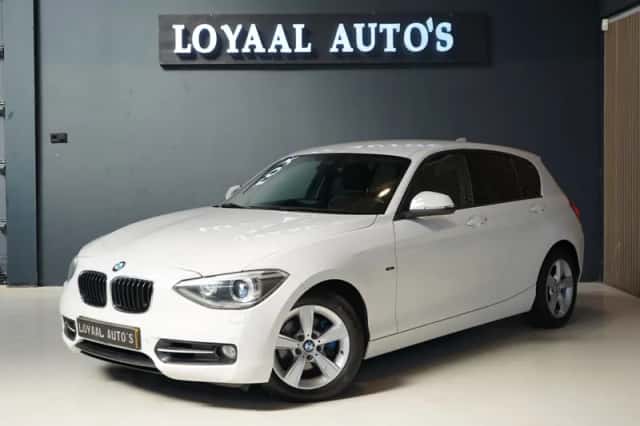 BMW 1-Serie (2012) thumbnail 4