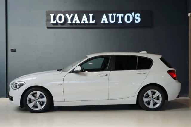 BMW 1-Serie (2012) thumbnail 5