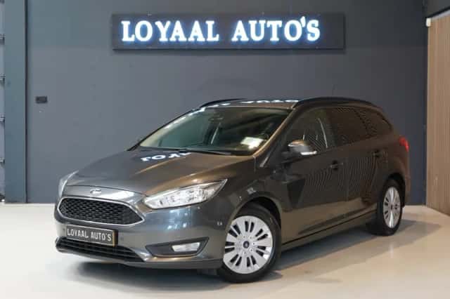 Ford Focus (2017) thumbnail 3