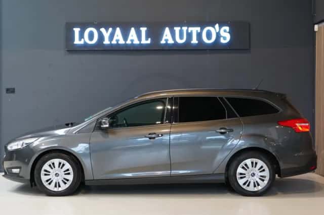 Ford Focus (2017) thumbnail 4