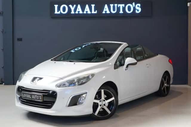 Peugeot 308 (2012) thumbnail 6