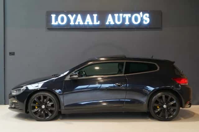 Volkswagen Scirocco (2011) thumbnail 5