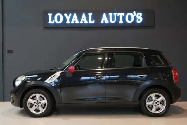 MINI Countryman (2013) thumbnail 5