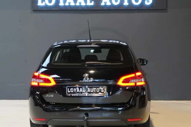 Peugeot 308 (2020) thumbnail 6