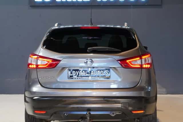 Nissan Qashqai (2016) thumbnail 6