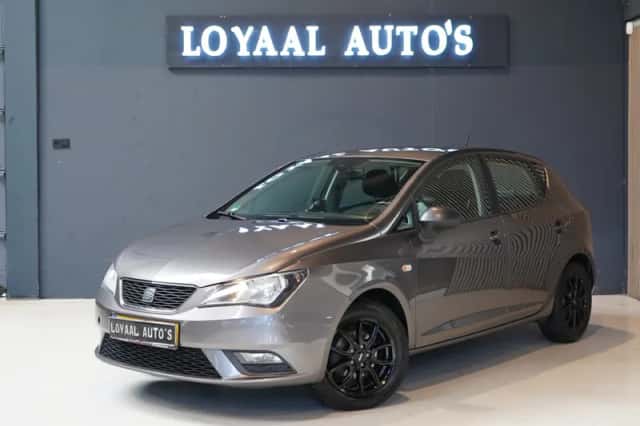 SEAT Ibiza (2015) thumbnail 3