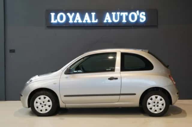 Nissan Micra (2006) thumbnail 4
