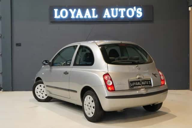 Nissan Micra (2006) thumbnail 5