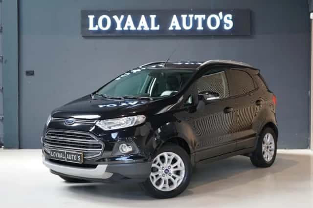 Ford EcoSport (2016) thumbnail 4