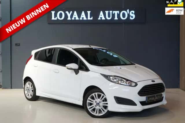Ford Fiesta (2014) thumbnail 1