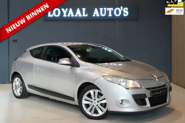 Renault Mégane (2009) thumbnail 1