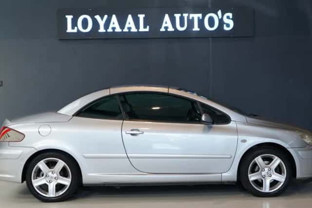 Peugeot 307 (2004) thumbnail 6