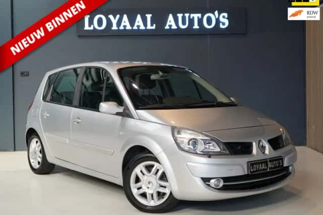 Renault Scénic (2008) thumbnail 1