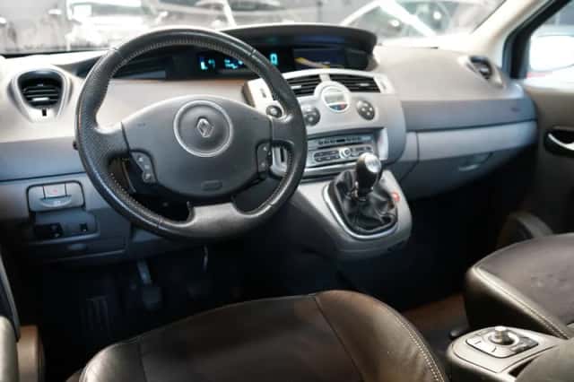 Renault Scénic (2008) thumbnail 2
