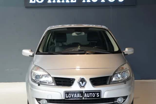 Renault Scénic (2008) thumbnail 3