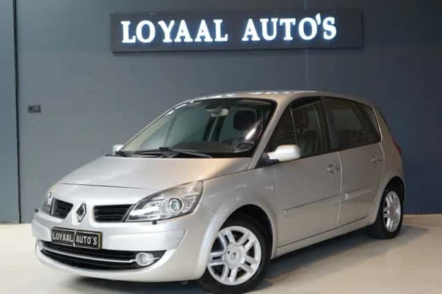 Renault Scénic (2008) thumbnail 4