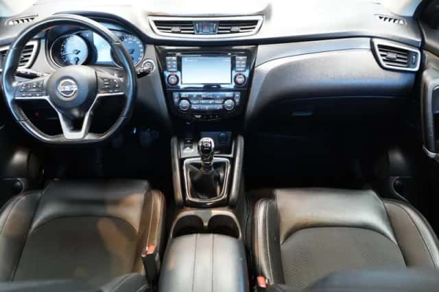 Nissan Qashqai (2019) thumbnail 2