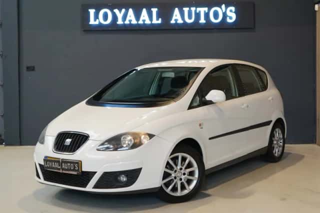 SEAT Altea (2010) thumbnail 2