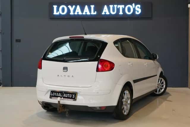 SEAT Altea (2010) thumbnail 6