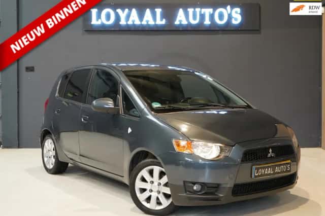 Mitsubishi Colt (2010) thumbnail 1