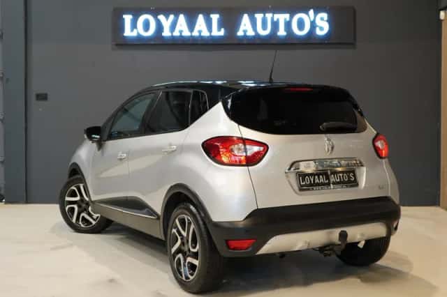 Renault Captur (2016) thumbnail 6