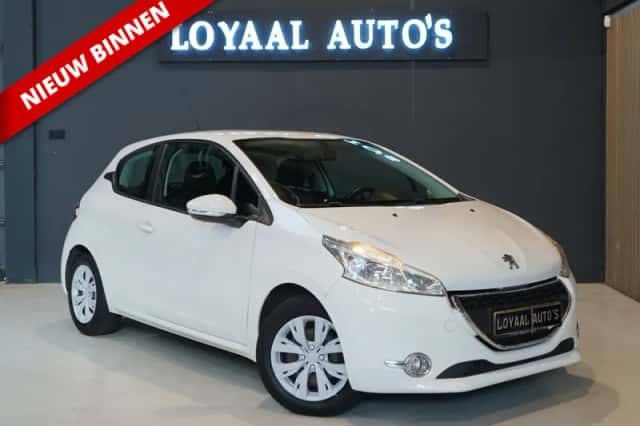 Peugeot 208 (2013) thumbnail 1