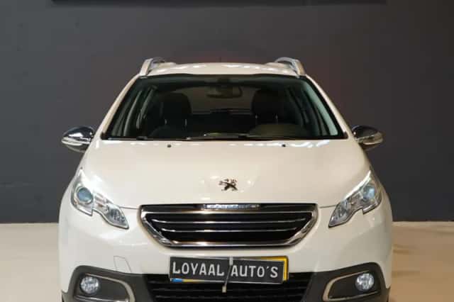 Peugeot 2008 (2013) thumbnail 3