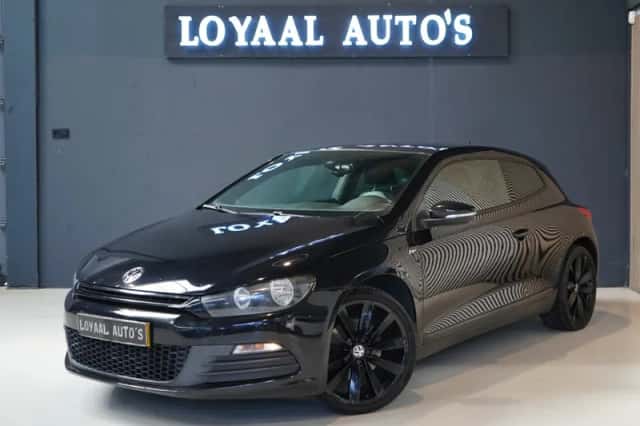 Volkswagen Scirocco (2010) thumbnail 4