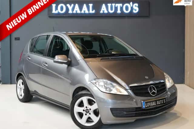 Mercedes-Benz A-Klasse (2011) thumbnail 1