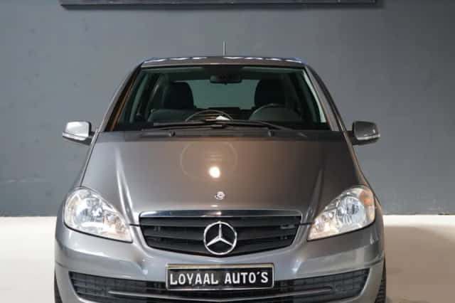 Mercedes-Benz A-Klasse (2011) thumbnail 3