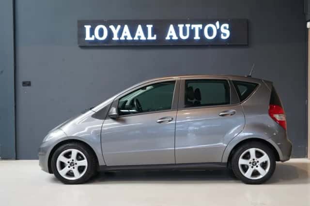 Mercedes-Benz A-Klasse (2011) thumbnail 5